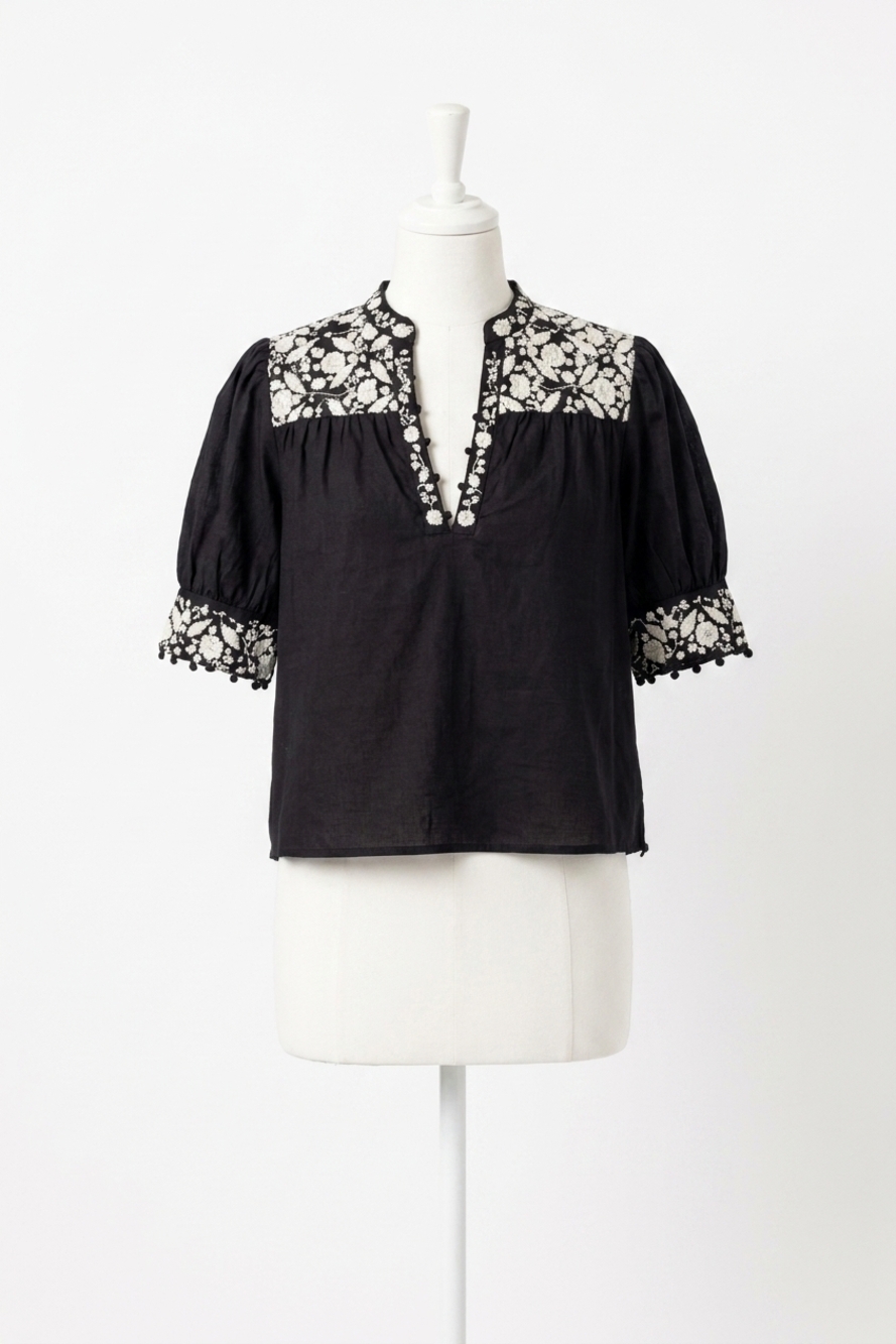 NEW SUNDAYS women's matilda top in black & white